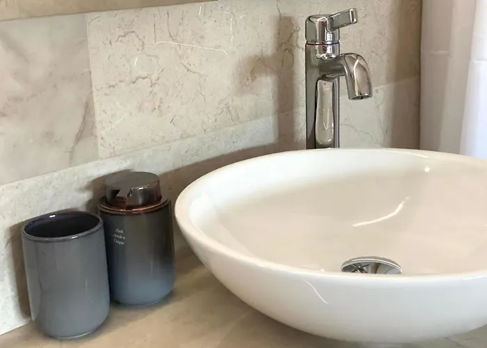 And Lisjak 招待所 3*